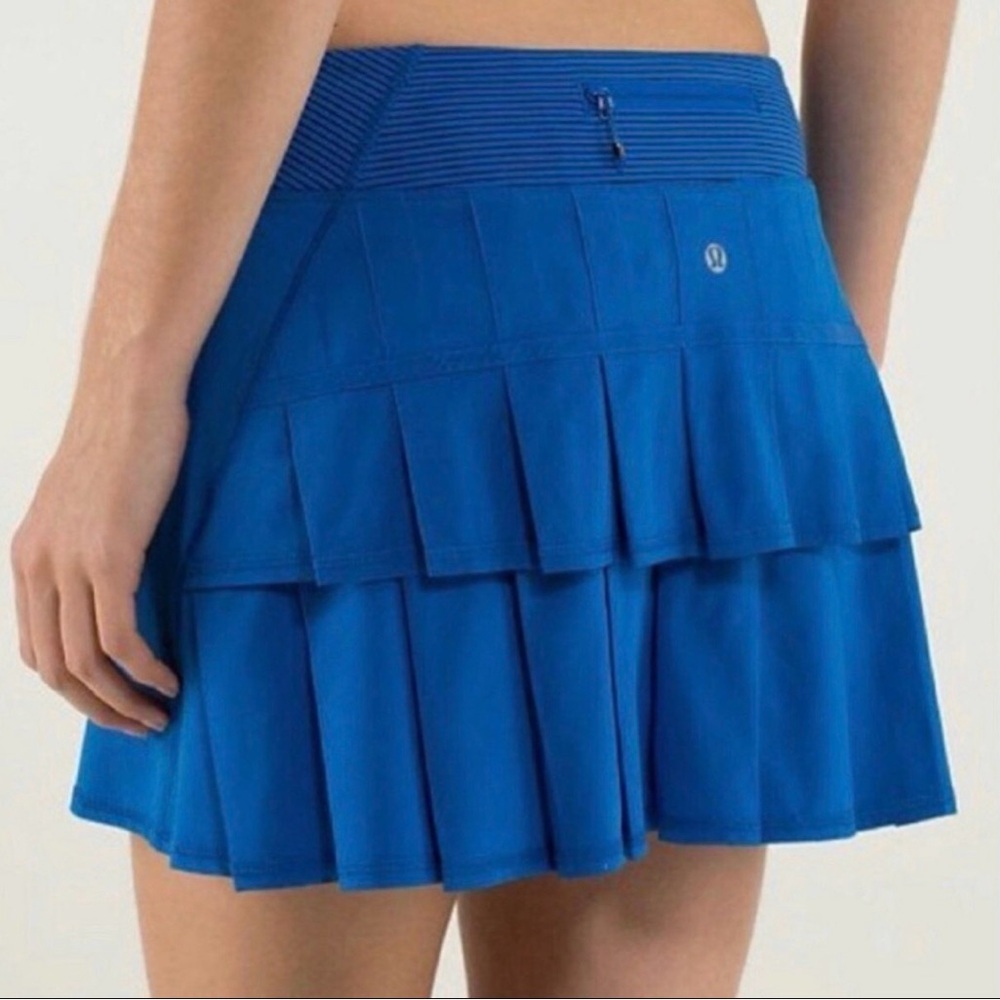 Lululemon Run: Pace Setter Skirt (Tall) 
Baroque Blue Stripe -size 8